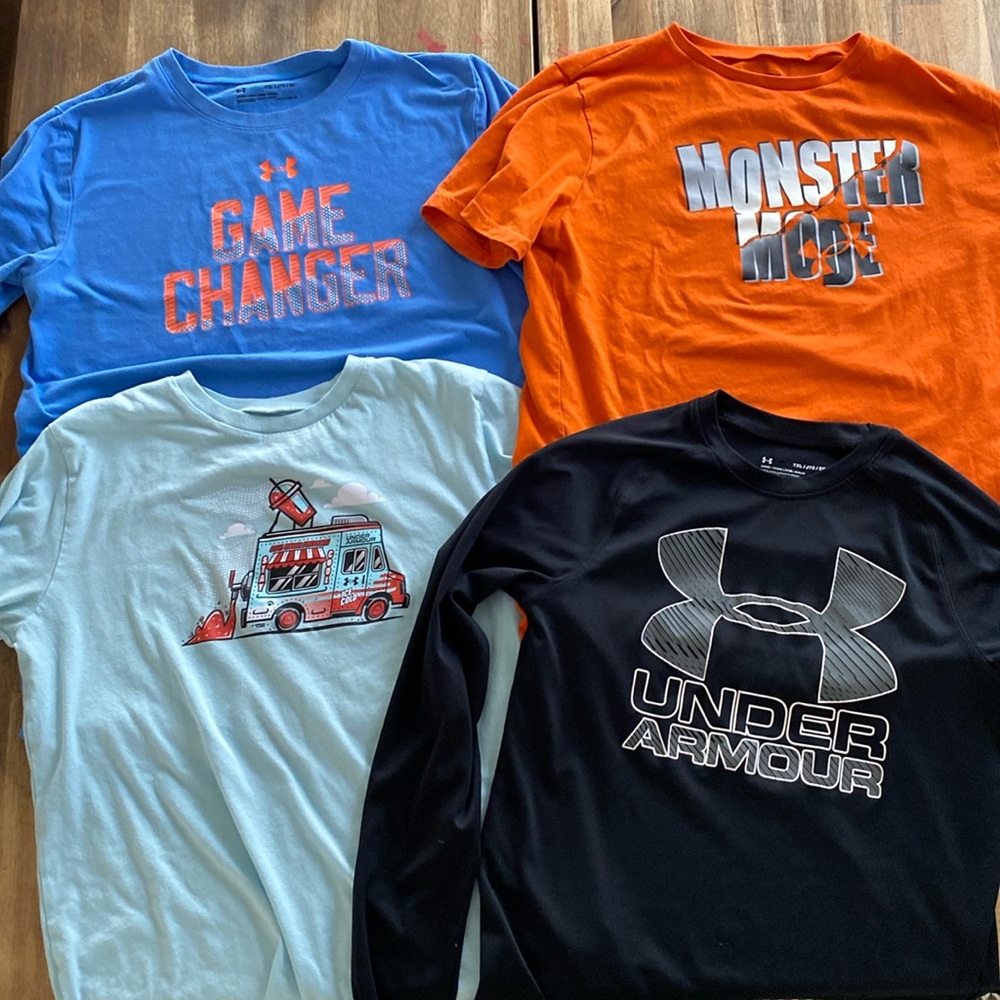 Under Armour Graphic Tee Set
